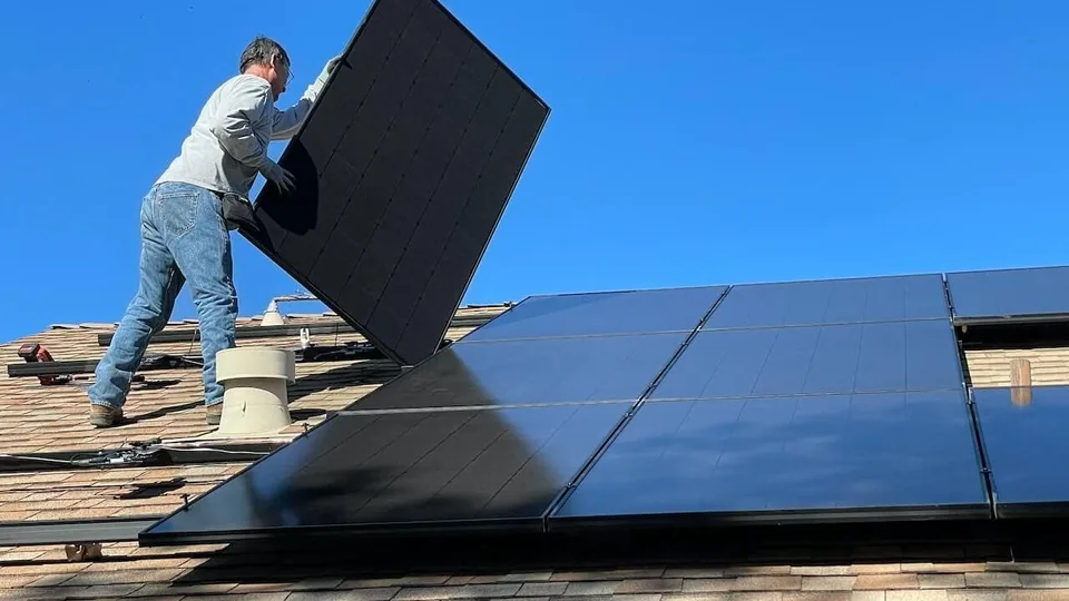 Montagem de painel fotovoltaico