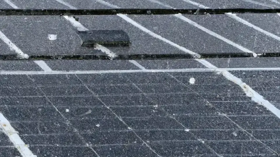 Granizo em painel solar