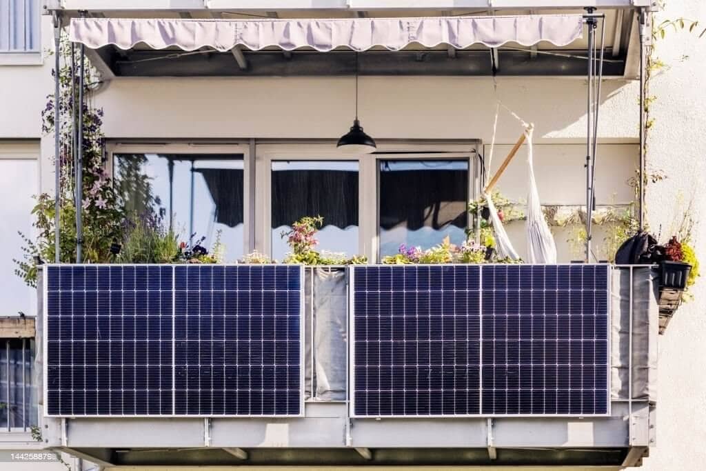 Energia Solar em apartamentos - sacada